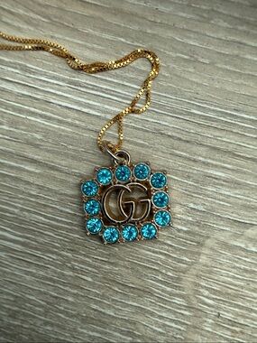 guccie necklace